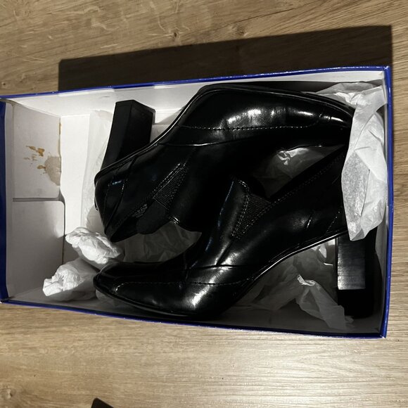 NWT White Mountain Women's Black ABBA Heeled Shoes size 7.5 - Picture 2 of 7